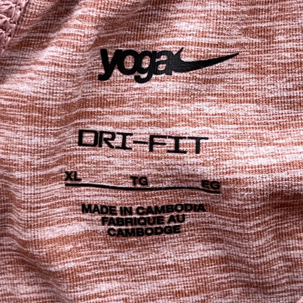 Nike yoga dri